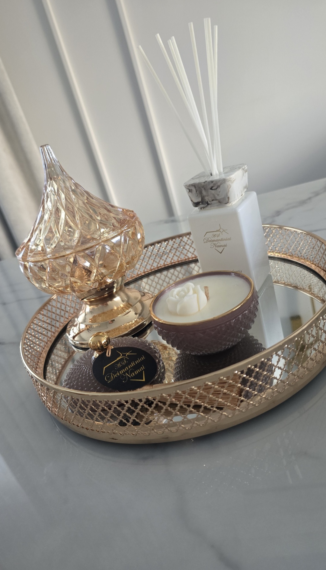 Latte žvakė ,,Starry Night L" 115 ml.