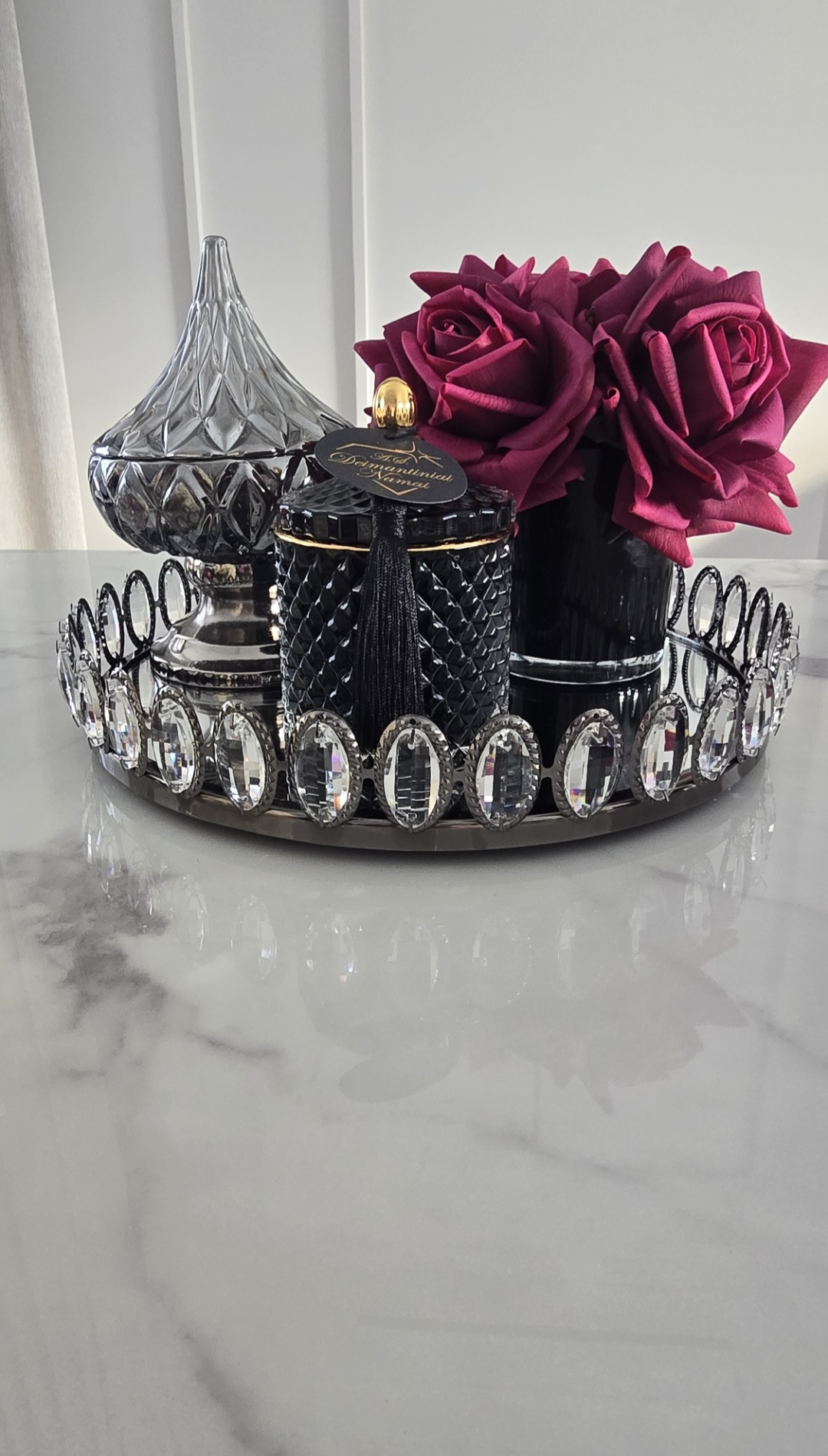 Juoda žvakė ,,Crystal L" 230 ml.